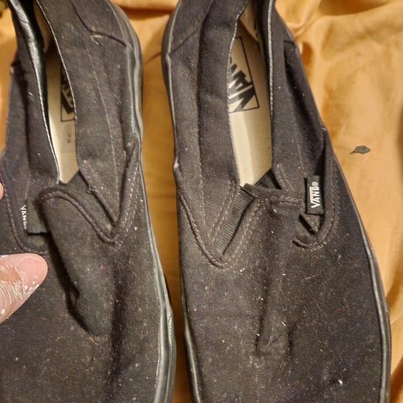 Vans - Picture 2 of 2